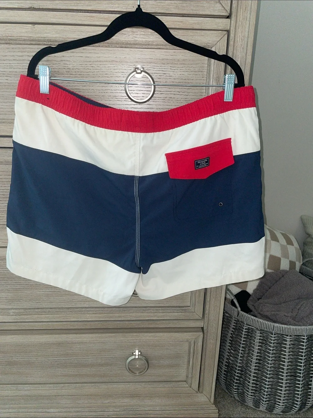 Abercrombie & Fitch classic colorblock